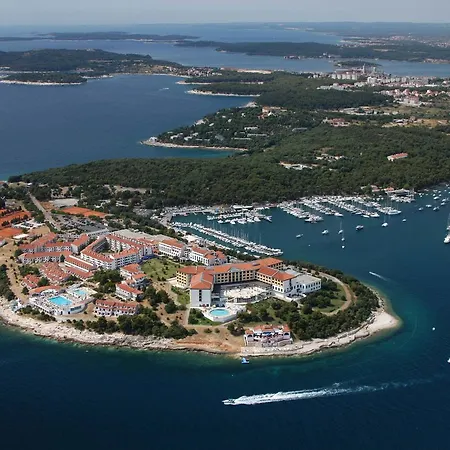 Zimmer F1 ゲストハウス