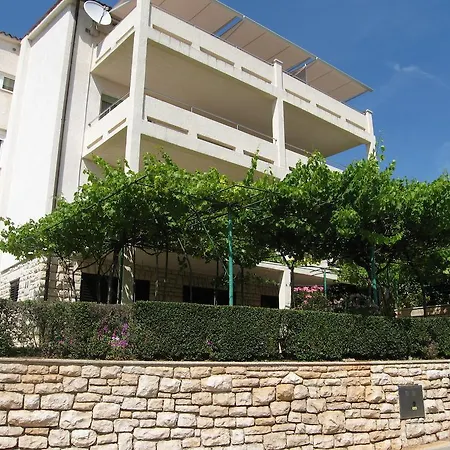 Guest house Zimmer F1 3*